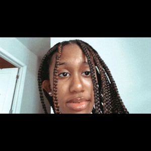 Meet your Posher, Ari